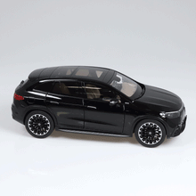 Lade das Bild in den Galerie-Viewer, Mercedes-Benz EQE AMG Line SUV obsidianschwarz met - NZG 1:18