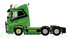 Lade das Bild in den Galerie-Viewer, Volvo Sattelzugmaschine „Rüssel Truck Show 2024“ – Tekno 1:50