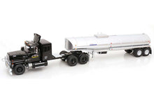Lade das Bild in den Galerie-Viewer, Set: Mack RL 700L Convoy (schwarz) und Fruehauf Heil Trailer (silber), „Rubber Duck“ - Road Kings 1:18