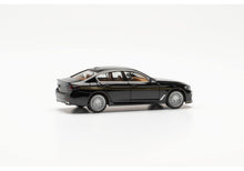 Lade das Bild in den Galerie-Viewer, BMW Alpina B5 Limousine, schwarz - Herpa 1:87
