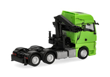 Lade das Bild in den Galerie-Viewer, MAN TGX GX Zugmaschine mit Kran 3achs, grün - Herpa 1:87