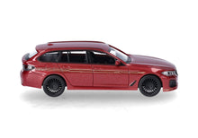 Lade das Bild in den Galerie-Viewer, BMW Alpina B5 Touring, fire red Metallic - Herpa 1:87