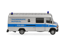 Lade das Bild in den Galerie-Viewer, Mercedes-Benz T2 Vario Kasten "Polizei Tauchergruppe Wuppertal" - Herpa 1:87