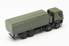 Lade das Bild in den Galerie-Viewer, Iveco Trakker 8x8 geschützt Pritschen-LKW, undekoriert - Herpa 1:87