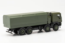 Lade das Bild in den Galerie-Viewer, Iveco Trakker 8x8 geschützt Pritschen-LKW, undekoriert - Herpa 1:87