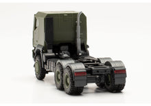 Lade das Bild in den Galerie-Viewer, Iveco Trakker geschützt 6×6 Sattelzugmaschine „Bundeswehr" - Herpa 1:87