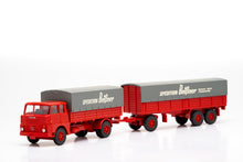 Lade das Bild in den Galerie-Viewer, Henschel HS 14/16 Pritschenhängerzug "Sped. Beißner" - Wiking 1:87
