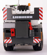Lade das Bild in den Galerie-Viewer, LIEBHERR LRT 1100-2.1 Rough Terrain Kran - Conrad 1:50