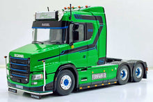Lade das Bild in den Galerie-Viewer, Scania R 770 T Sondermodell Rüssel Truckshow 2026 – Tekno 1:50