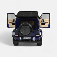 Lade das Bild in den Galerie-Viewer, Mercedes-AMG G 63 4x4² Offroad, mystic blau