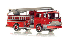 Lade das Bild in den Galerie-Viewer, FDNY 1970 MACK CF 54' Squrt - NZG 1:50
