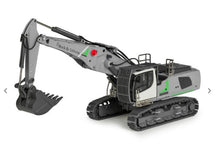 Lade das Bild in den Galerie-Viewer, LIEBHERR R 940 Abbruchbagger mit Abbruchausrüstung, Löffelausrüstung und Ablagesystem - Conrad 1:50
