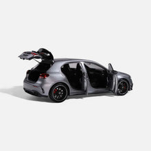 Lade das Bild in den Galerie-Viewer, Mercedes-AMG A 45 S 4MATIC+ Mountaingrau - NZG 1:18
