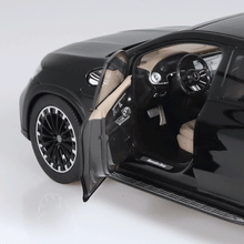 Lade das Bild in den Galerie-Viewer, Mercedes-Benz EQE AMG Line SUV obsidianschwarz met - NZG 1:18
