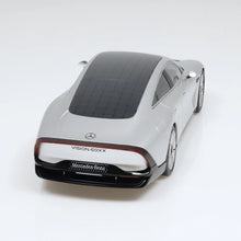 Lade das Bild in den Galerie-Viewer, Mercedes-Benz Vision EQXX aluminiumsilber - NZG 1:18
