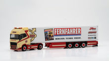 Lade das Bild in den Galerie-Viewer, Volvo FH 500 Globetrotter XL / FERNFAHRER Partnertruck Sped. Zurkirchen – Herpa 1:87
