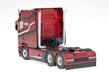 Lade das Bild in den Galerie-Viewer, Scania 660 S V8 Longline FERNFAHRER-Edition - Tekno 1:50
