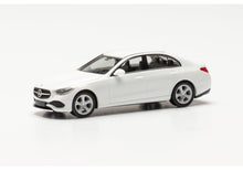 Lade das Bild in den Galerie-Viewer, Mercedes-Benz C-Klasse Limousine, polarweiß  - Herpa 1:87
