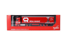 Lade das Bild in den Galerie-Viewer, Mercedes-Benz Actros Streamspace Gardinenplanen-Sattelzug "Riga Mainz" - Herpa 1:87

