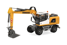 Lade das Bild in den Galerie-Viewer, Liebherr Mobilbagger A920 (mit drei Anbaugeräten) - Herpa 1:87
