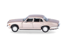 Lade das Bild in den Galerie-Viewer, Jaguar XJ Series III, Topaz - Herpa 1:87
