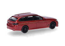 Lade das Bild in den Galerie-Viewer, BMW Alpina B5 Touring, fire red Metallic - Herpa 1:87
