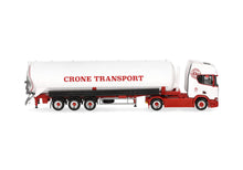 Lade das Bild in den Galerie-Viewer, Scania CR 20 HD Saugsilo-Sattelzug "Crone Handel und Transport" - Herpa 1:87
