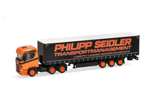 Lade das Bild in den Galerie-Viewer, Scania CR 20 ND Gardinenplanen-Sattelzug "Philipp Seidler" - Herpa 1:87
