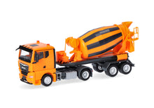 Lade das Bild in den Galerie-Viewer, MAN TGX GN Betonmischer-Sattelzug 2achs/2achs, kommunalorange - Herpa 1:87
