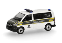 Lade das Bild in den Galerie-Viewer, Volkswagen (VW) T6.1 Bus "Feldjäger", weiß - Herpa 1:87

