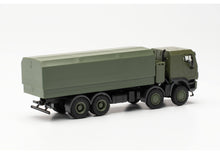 Lade das Bild in den Galerie-Viewer, Iveco Trakker 8x8 geschützt Pritschen-LKW, undekoriert - Herpa 1:87
