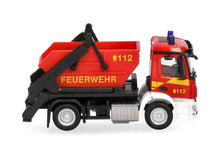 Lade das Bild in den Galerie-Viewer, Mercedes-Benz Actros S Absetzkipper AK12 "Feuerwehr" - Herpa 1:87
