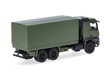 Lade das Bild in den Galerie-Viewer, Mercedes-Benz Arocs 6x6 Pritsche/Plane, undekoriert - Herpa 1:87
