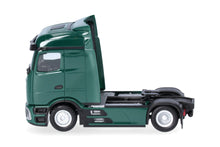 Lade das Bild in den Galerie-Viewer, Mercedes-Benz Actros L Procabin Streamspace Zugmaschine 2achs, moosgrün - Herpa 1:87
