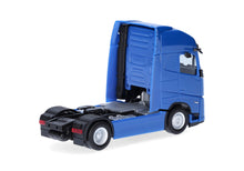Lade das Bild in den Galerie-Viewer, Volvo FH Aero GL XL Zugmaschine 2achs, blau - Herpa 1:87
