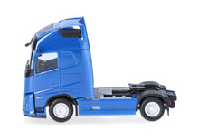 Lade das Bild in den Galerie-Viewer, Volvo FH Aero GL XL Zugmaschine 2achs, blau - Herpa 1:87
