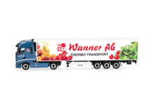 Lade das Bild in den Galerie-Viewer, Renault T facelift Kühlkoffer-Sattelzug "Wanner AG" - Herpa 1:87
