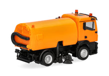 Lade das Bild in den Galerie-Viewer, MAN TGS NN Kehrmaschine, kommunalorange - Herpa 1:87

