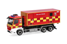 Lade das Bild in den Galerie-Viewer, Mercedes-Benz Arocs M Wechsellader-LKW 3achs "Pompiers Cellule Rehab" (B) - Herpa 1:87
