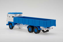 Lade das Bild in den Galerie-Viewer, Hochbordpritschen-Lkw (Scania 111 LBT) - Wiking 1:87
