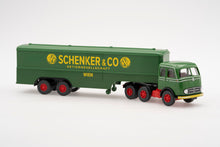 Lade das Bild in den Galerie-Viewer, Mercedes-Benz LPS 333 Koffersattelzug „Schenker“ – Wiking 1:87

