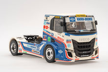 Lade das Bild in den Galerie-Viewer, Iveco Race Truck Team Hahn, Jochen Hahn - Tekno 1:50
