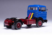 Lade das Bild in den Galerie-Viewer, Mercedes LPS 1632 blau 1970 - IXO 1:43
