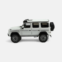 Lade das Bild in den Galerie-Viewer, Mercedes-AMG G 63 4x4² Standard, opalithweiß
