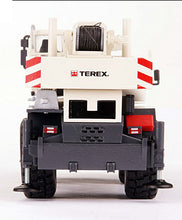 Lade das Bild in den Galerie-Viewer, TEREX RT100 US Rough Terrain Kran - Conrad 1:50
