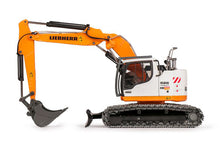 Lade das Bild in den Galerie-Viewer, Liebherr R926 Compact Raupenbagger - Conrad 1:50
