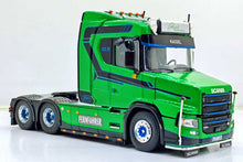 Lade das Bild in den Galerie-Viewer, Scania R 770 T Sondermodell Rüssel Truckshow 2026 – Tekno 1:50
