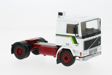 Lade das Bild in den Galerie-Viewer, Volvo F10, weiss/grün, 1983 - IXO 1:43
