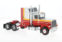 Lade das Bild in den Galerie-Viewer, Mack Superliner Magnum, silber/rot, 1985 - IXO 1:43

