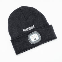 Lade das Bild in den Galerie-Viewer, FERNFAHRER Strickmütze Beanie schwarz mit LED- Leuchte
